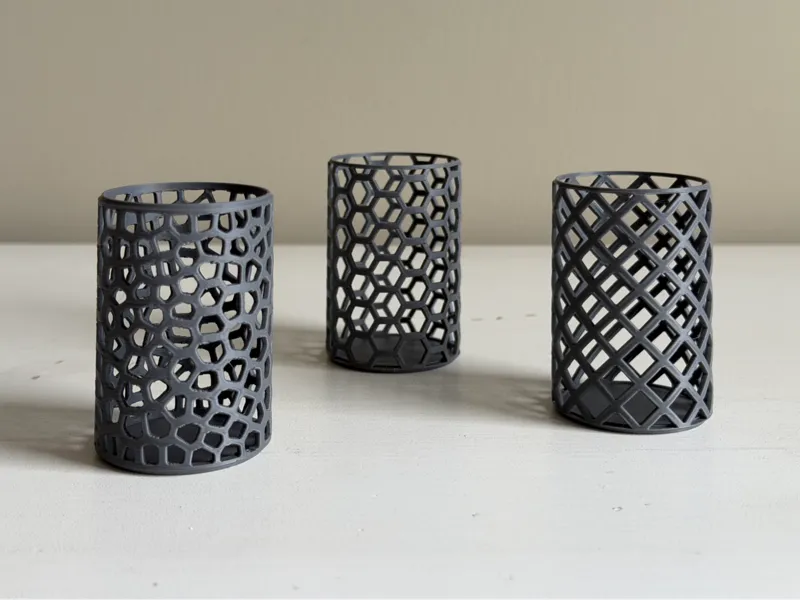 Cut-out Mini Bottle (Voronoi/Hex/Diamond) with F3D