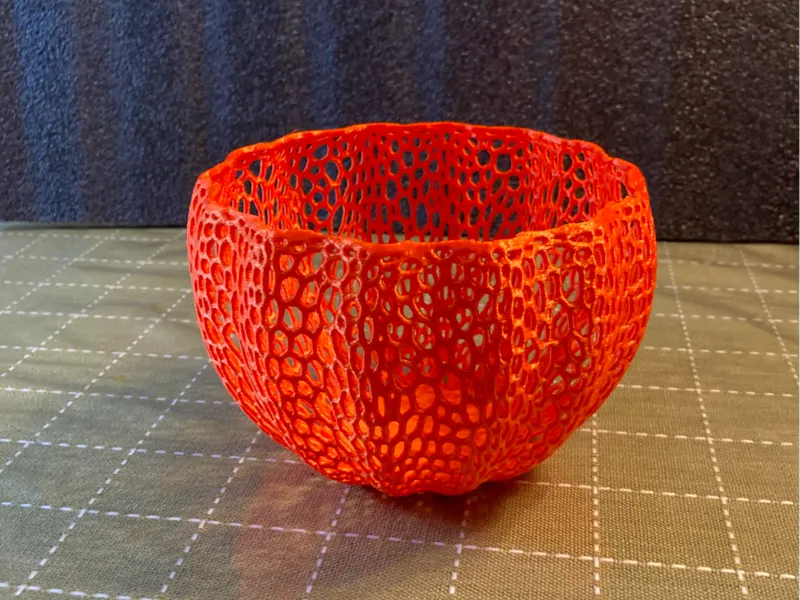 Voronoi Pumpkin Bowl