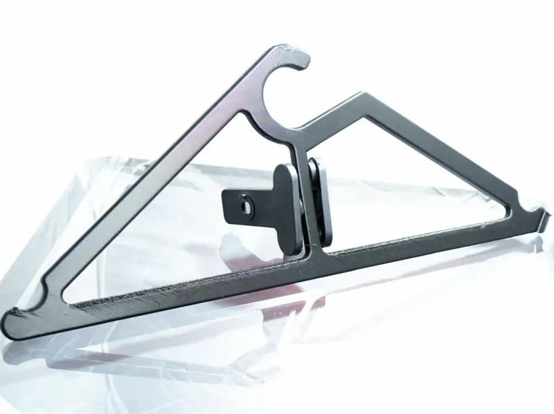 Heavy duty coat/clothes hanger, modeled supports.