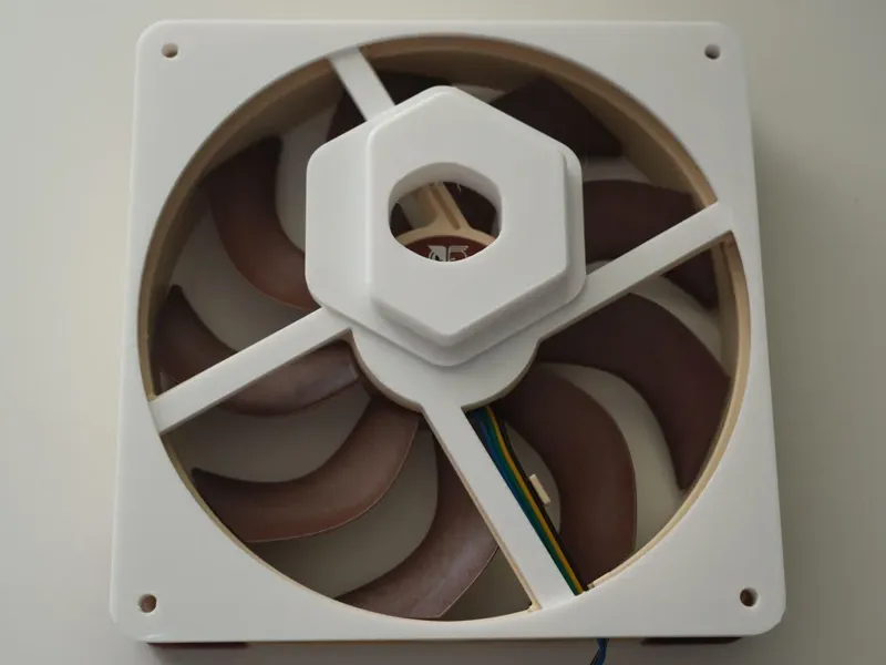 Noctua A14x25 G2 - Cooler Master Atmos Fan Bracket