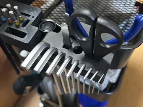 Tool holder