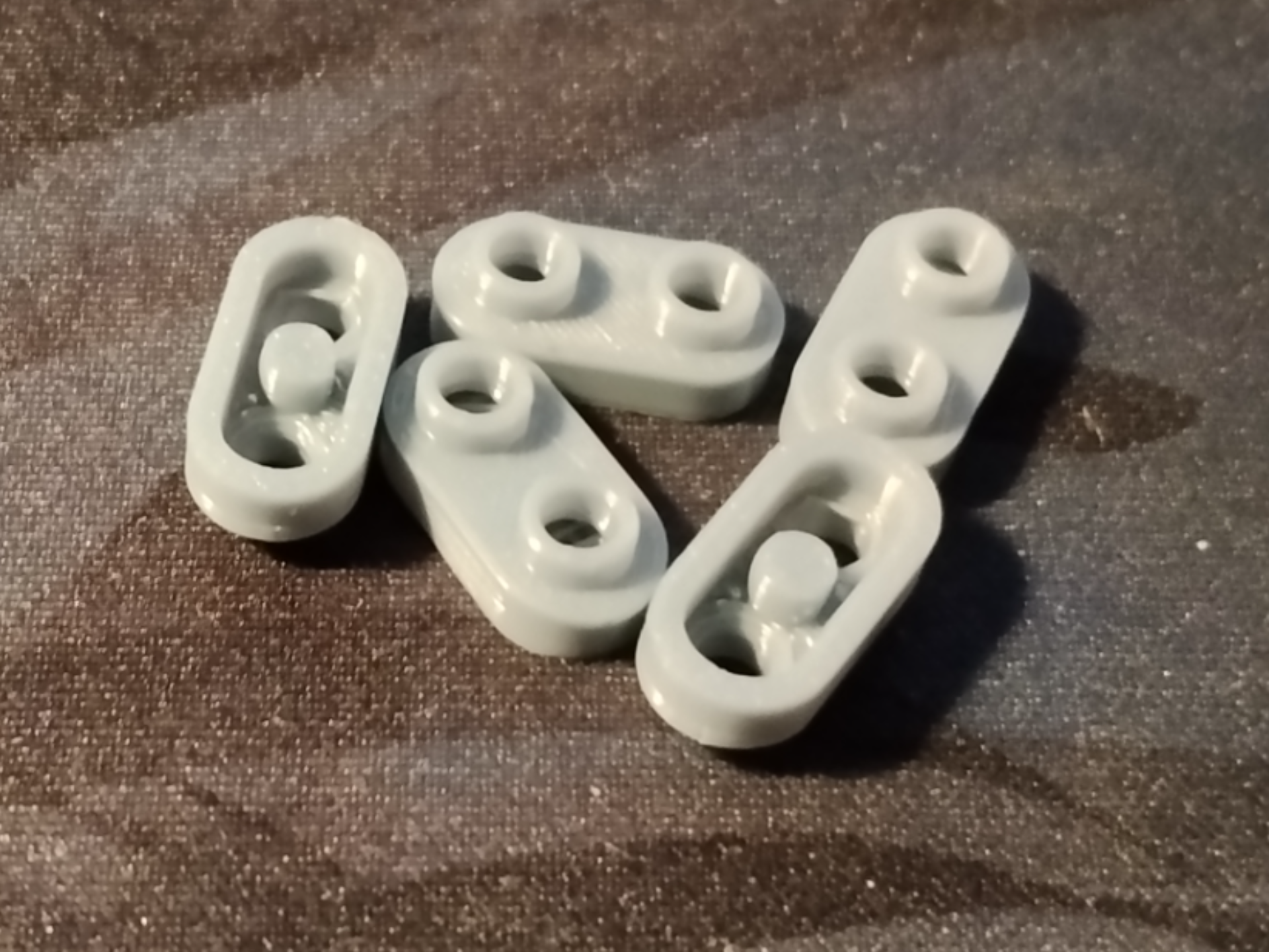 1x2 flat rounded with two open studs 35480