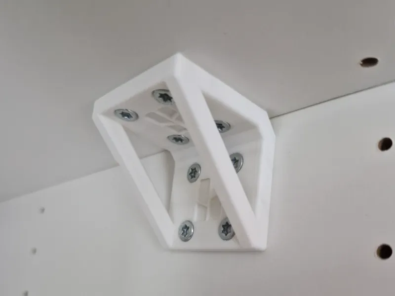 Angle connector with damping funktion