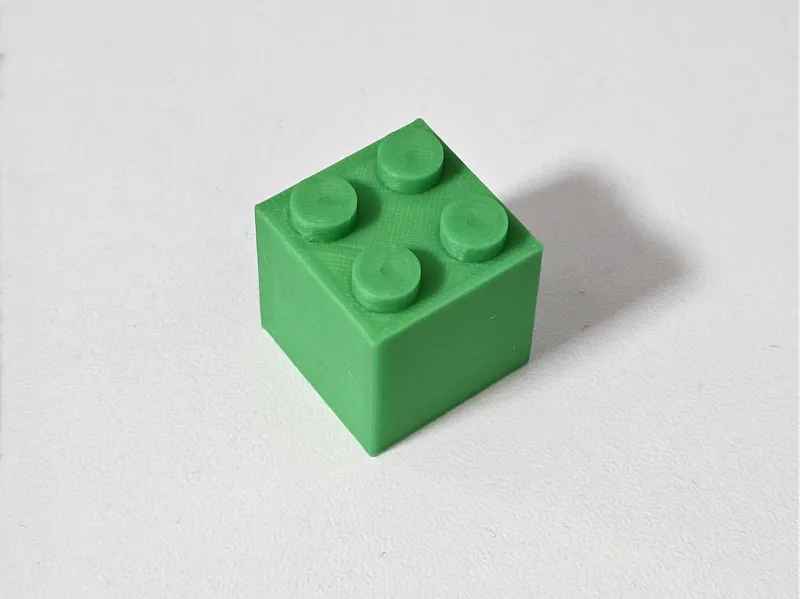 TOMY BLOCK
