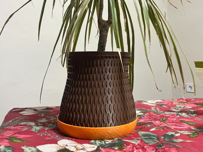 Weaveform vase