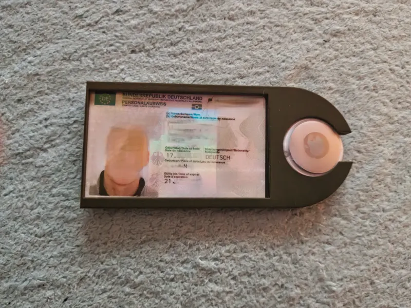 Ausweishülle AirTag / MotoTag