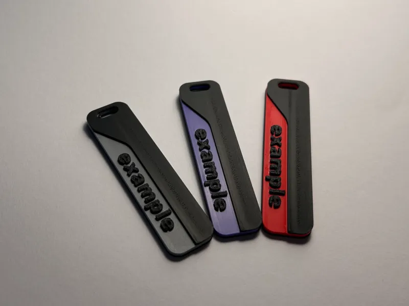 "modern nametag" - Individueller Schlüsselanhänger