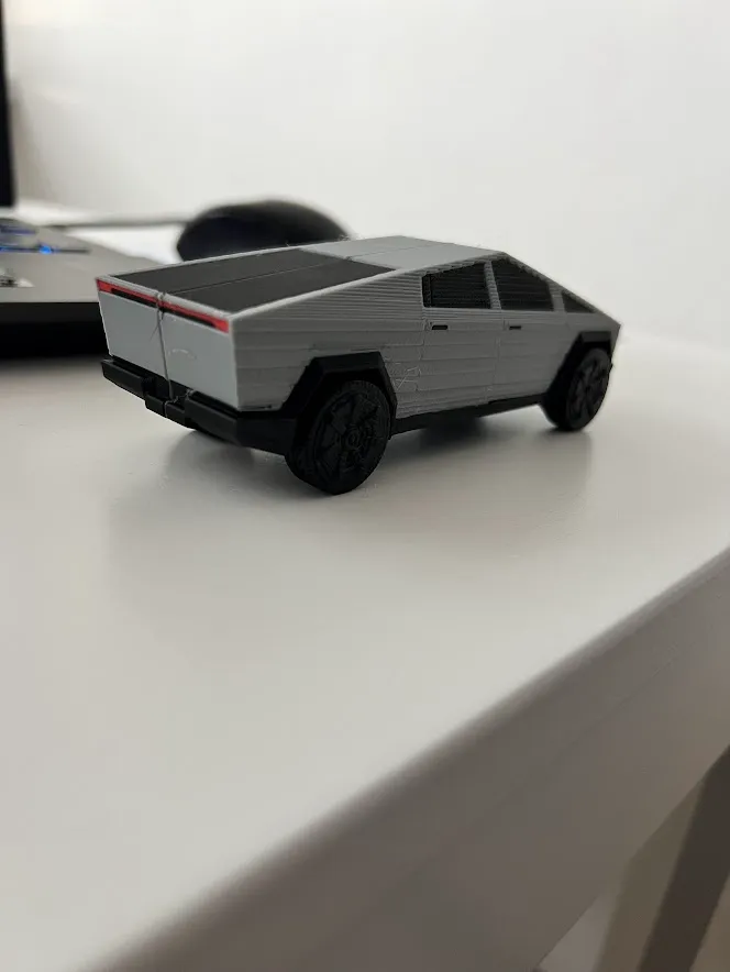 Tesla Cybertruck Multicolor