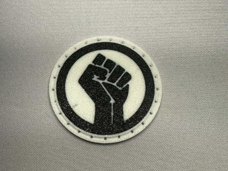 Patch - Protest Fist / Nášivka -Protestná päsť