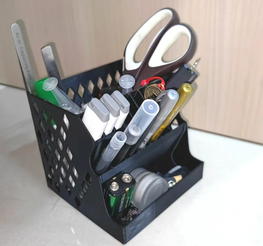 USB Flash Drive Holder Storage Box by user_3914227562 - MakerWorld