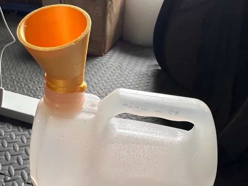 Travel car companion - Windshield Washer gallon