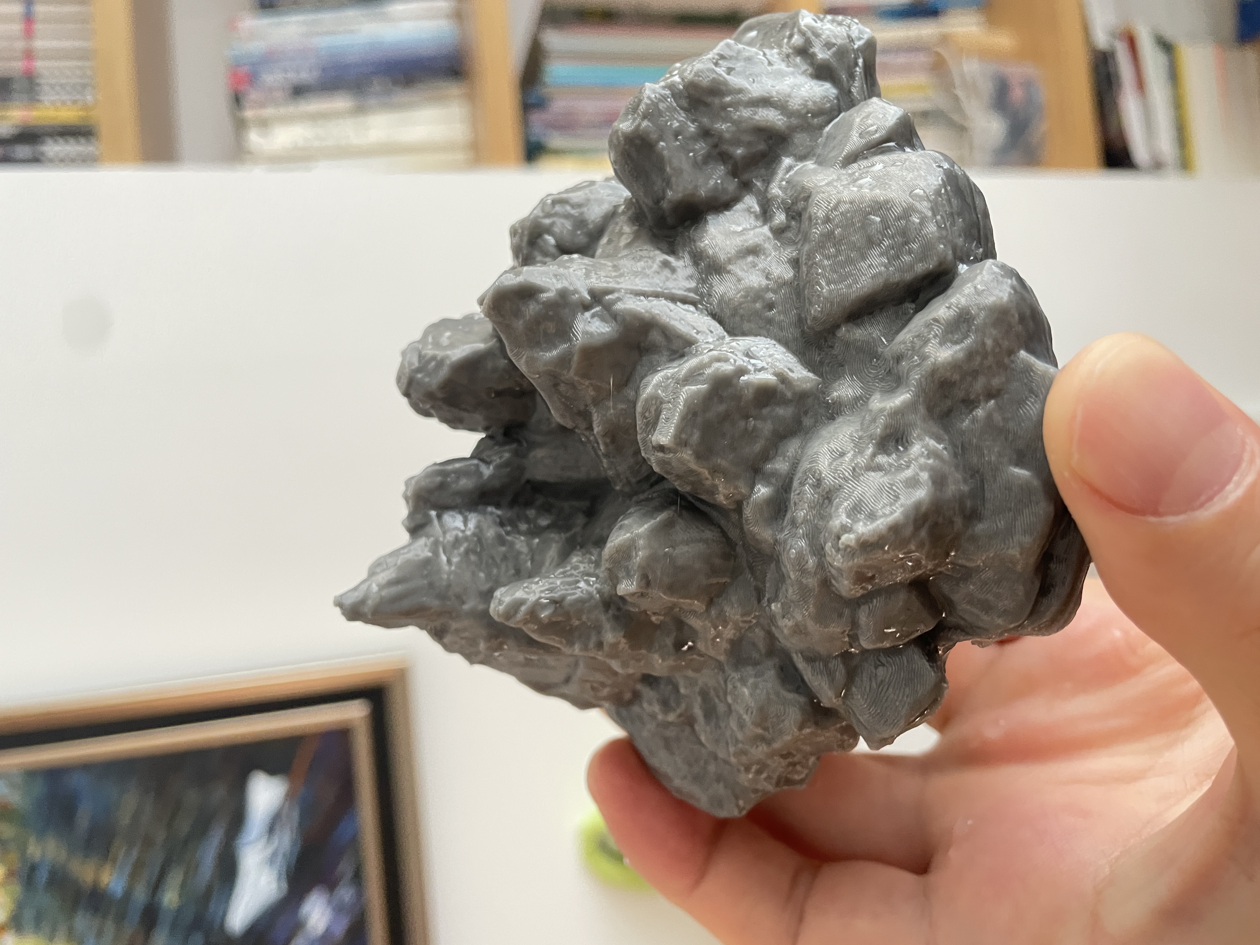 Miniatura 1 do modelo 3D 【已更新无需支撑】倒悬山，细节满满！3D山体场景模型，鱼缸造景，微缩地形