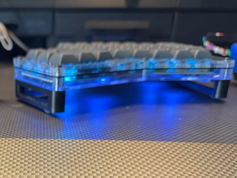 Ergodox 76 Hotdox Flat 18mm Riser