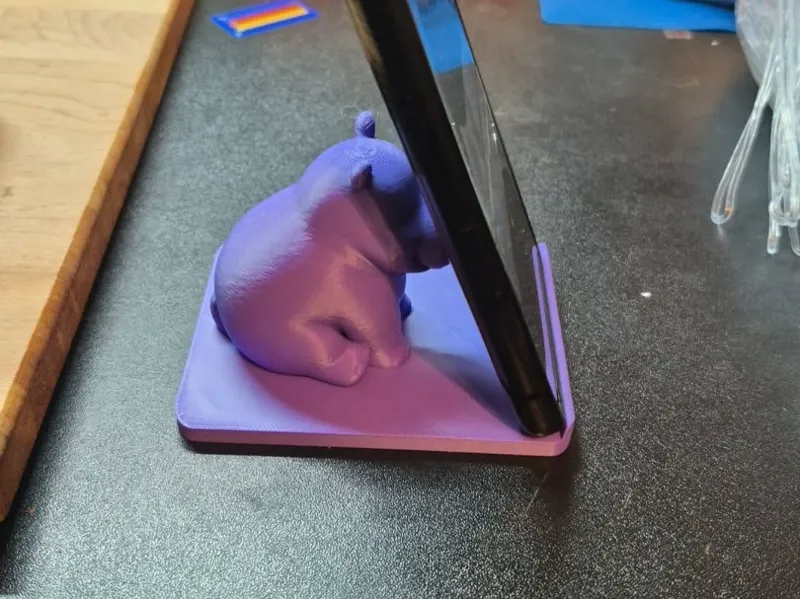 Hippo Cell Phone Holder