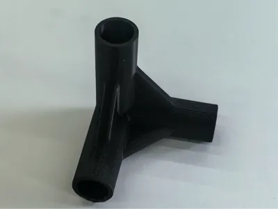 Right-angle three-way connector