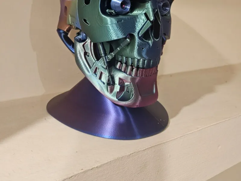 rescaled stand for t800 model (real size) 