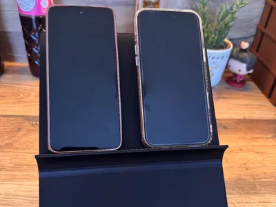 Phone Holder (for 2 or 1 phone)
