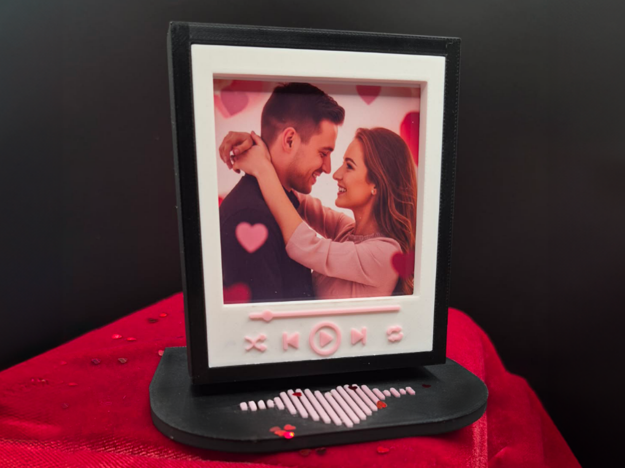 Retro Love TV Photo Frame
