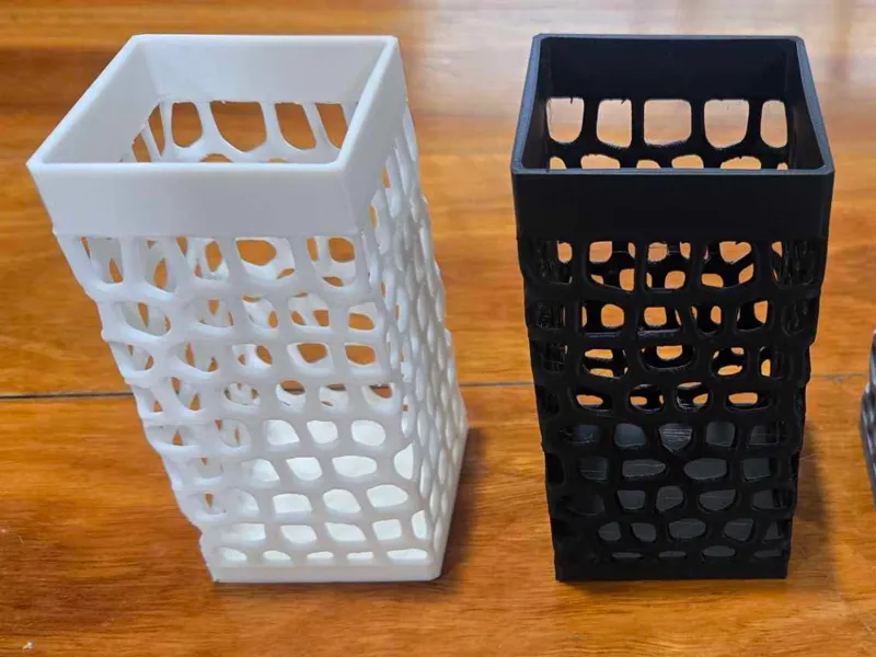 Voronoi Pen Holder