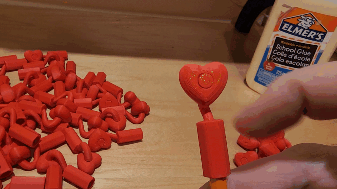 Heart Pencil Topper: Cute Valentine Classroom Gift