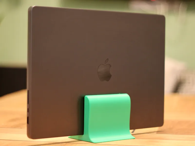 Minimalist Space-Saving Laptop Stand (19mm Slot)