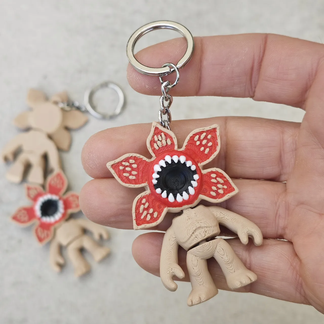 Demogorgon mini flexi keychain - Stranger Things view 2