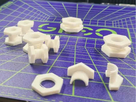 https://makerworld.bblmw.com/makerworld/model/USde6e33f291a8c2/design/2025-10-21_0b9c1f685828d8.jpeg