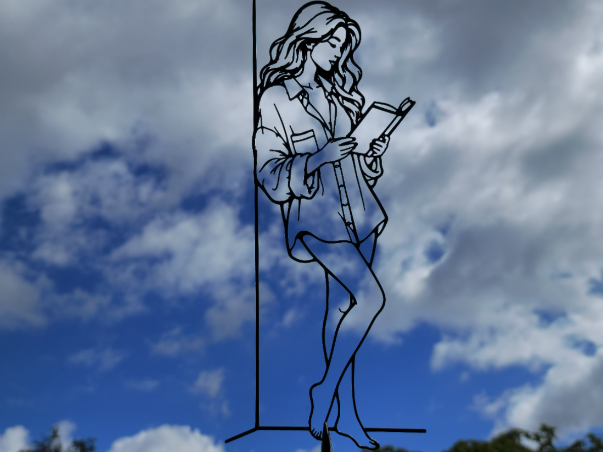 Reading Woman Wall Art Decor