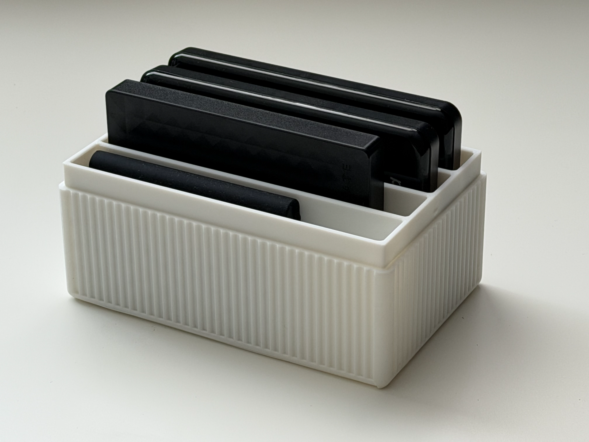 Portable SSD / Hard Drive case with Lid