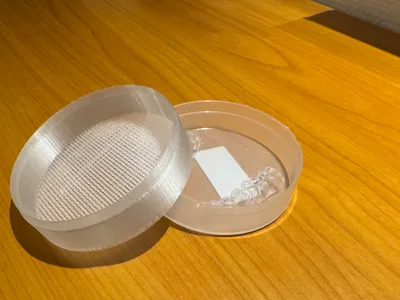 Night guard box lid