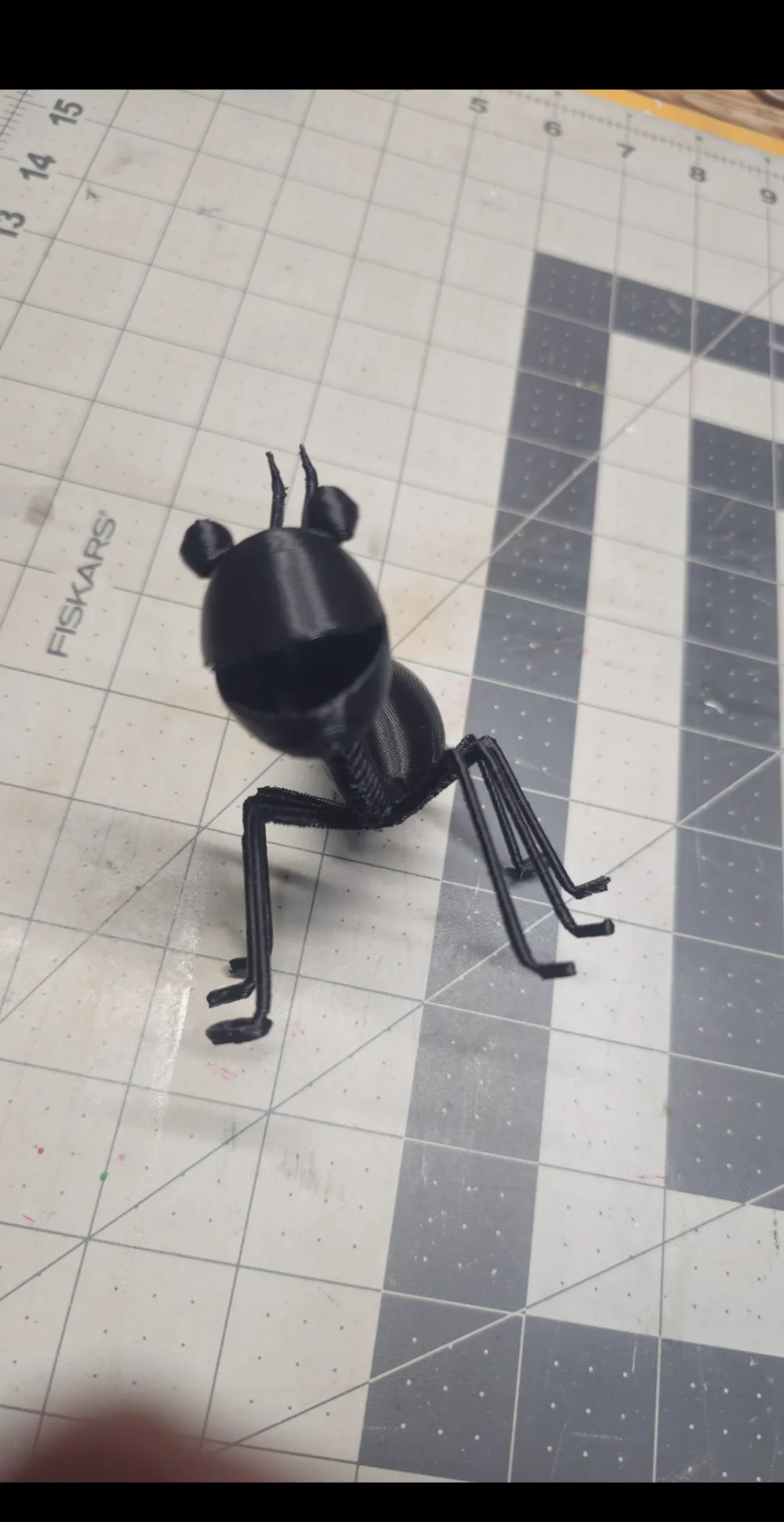 4 inch ant - Free 3D Print Model - MakerWorld