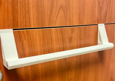 Kitchen Cabinet Door Towel Bar