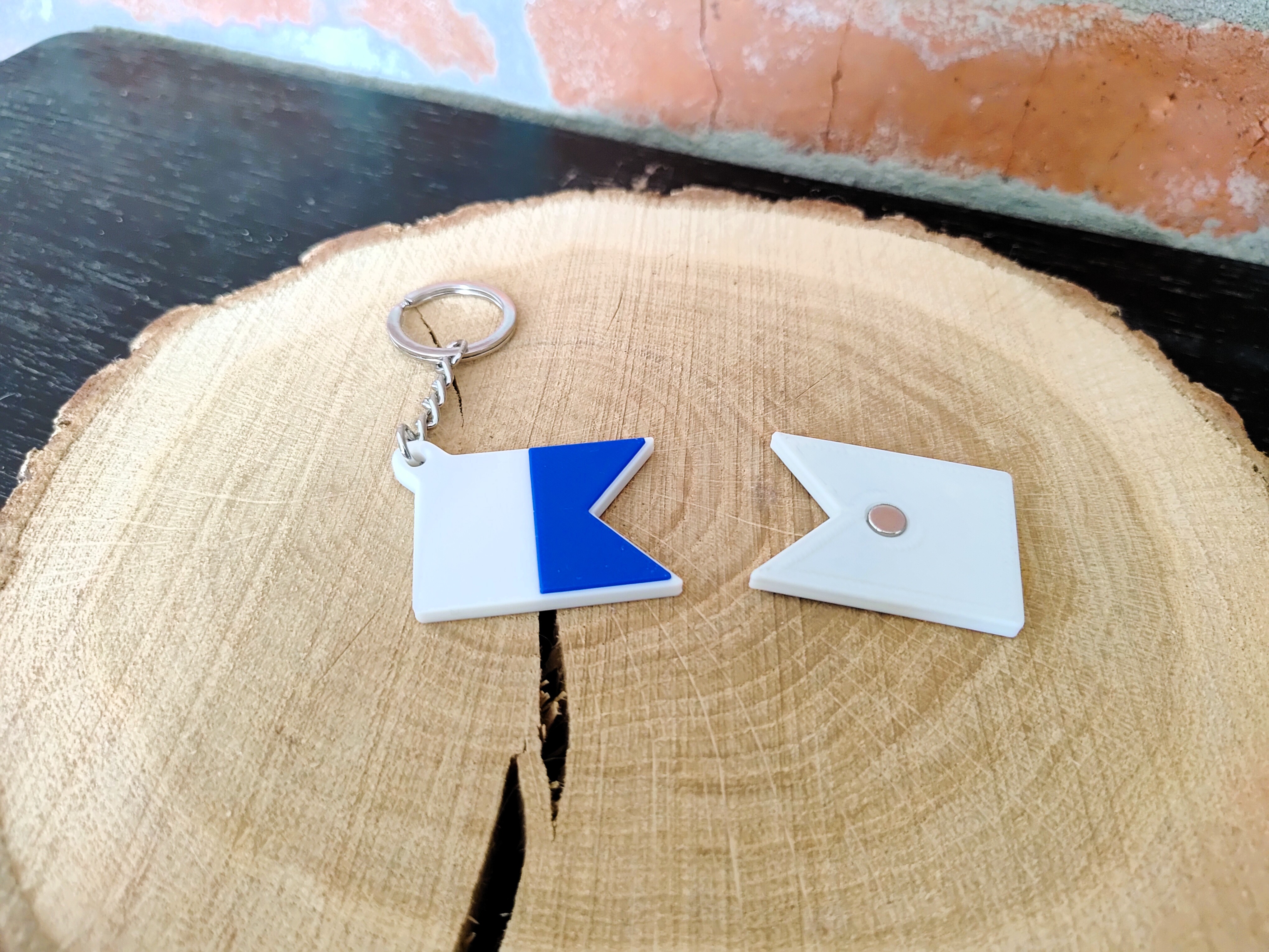 Miniatura 4 do modelo 3D Dive Flag Keychains & Magnets
