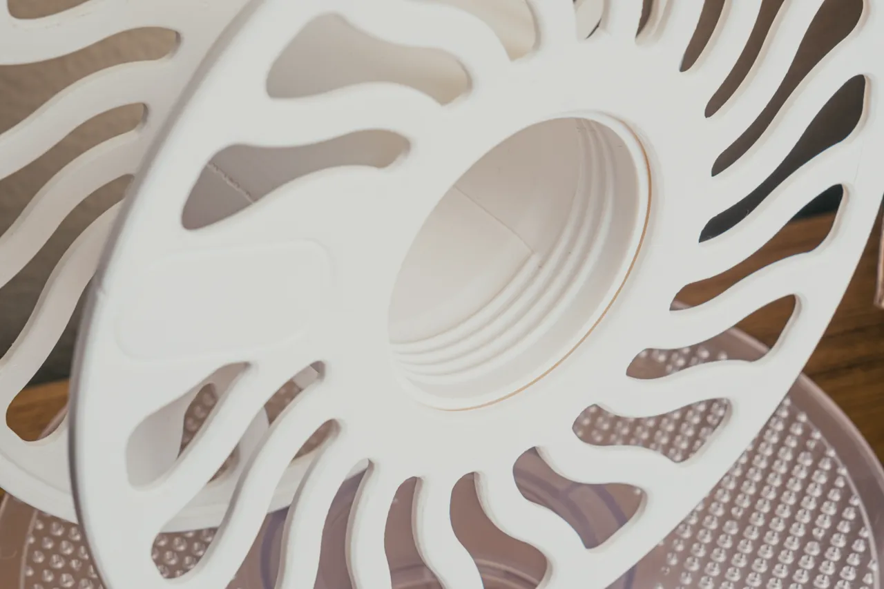 Reusable spool for Bambu refills view 2