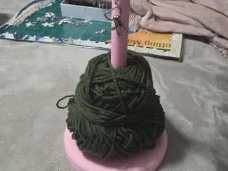 Large Yarn Spooler (10 in)