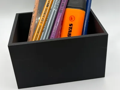 MagneticDeskOrganizer