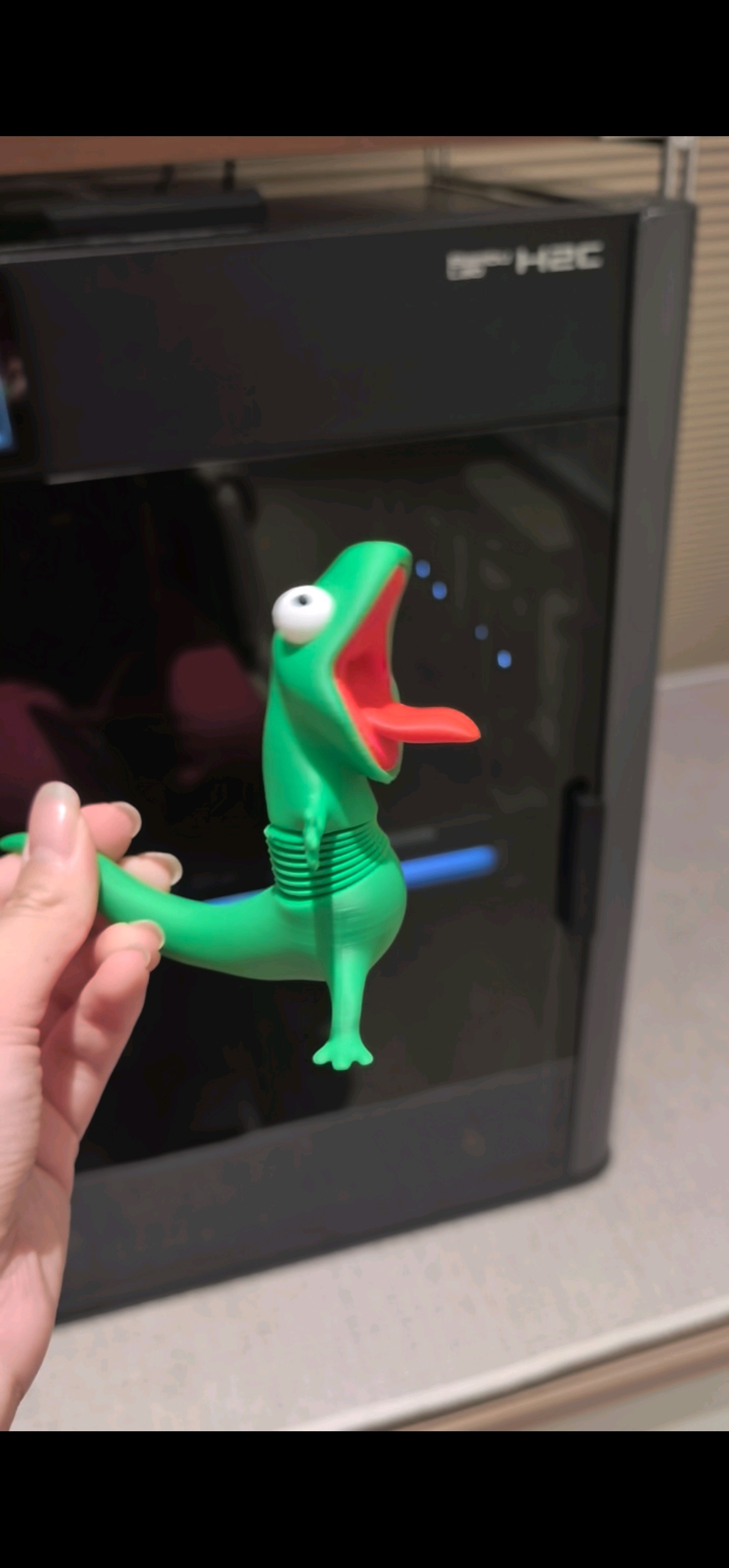 Miniatura 6 do modelo 3D Movable spring lizard-Tom《Hoppers》