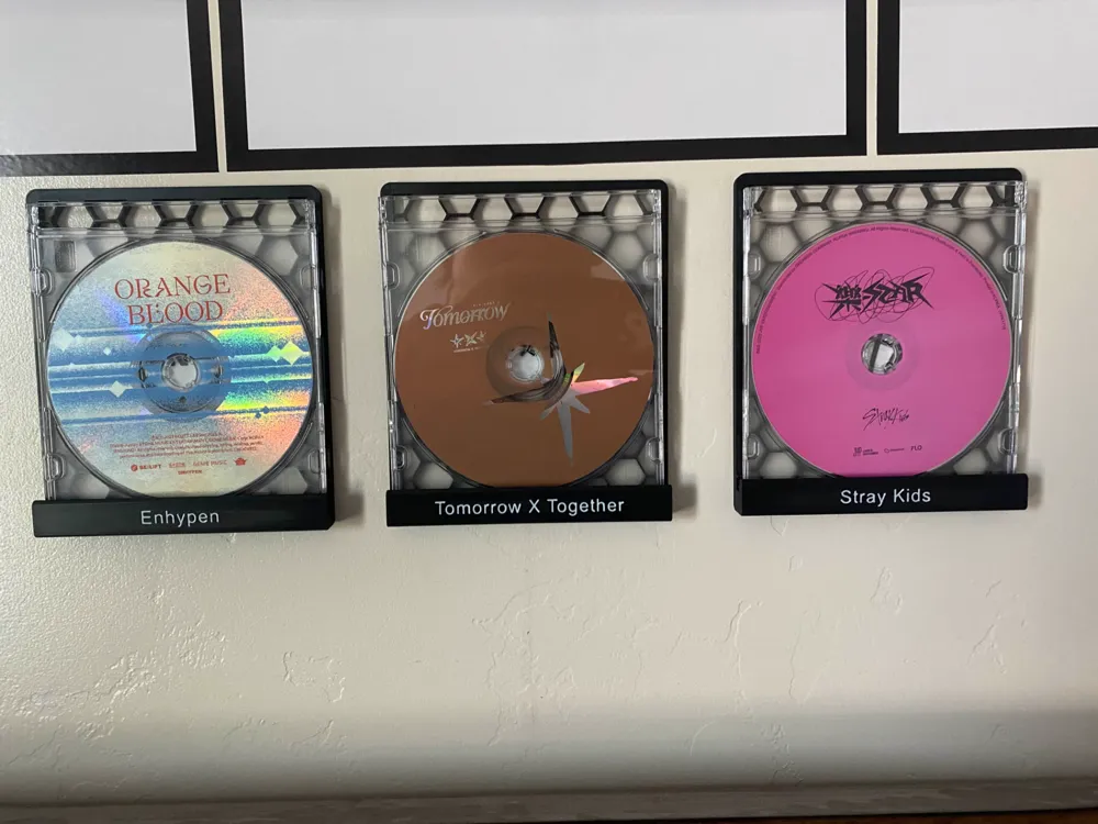 CD Display Stand by Sora - MakerWorld