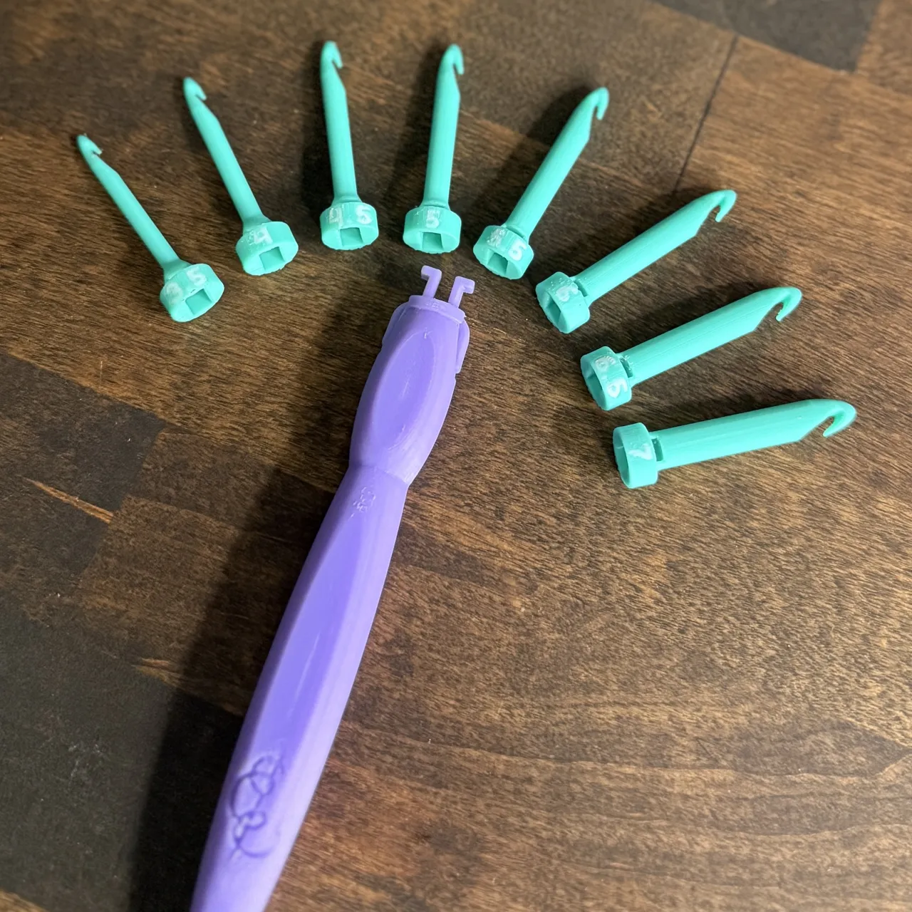 Interchangeable Crochet Hook Set V2 view 3