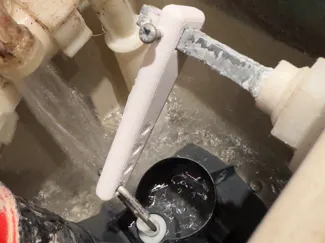 Toilet Lever Arm Connector Replacement