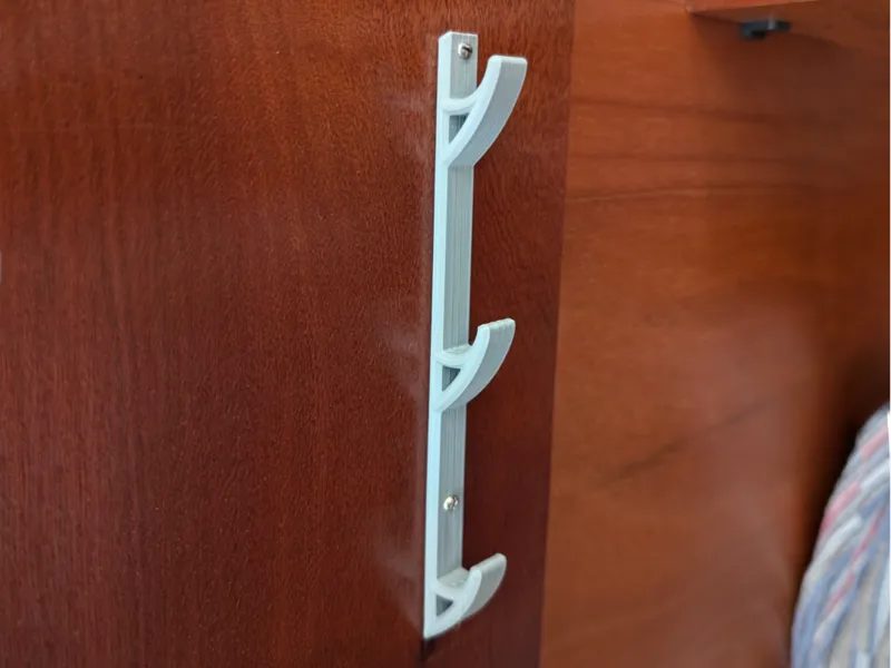 Coat/Belt Hanger