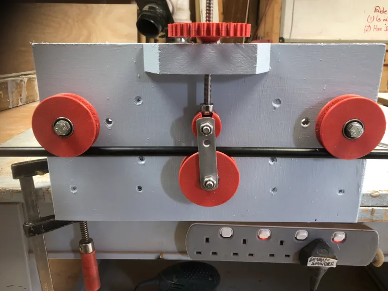 Pulleys for IOM Mast Bender