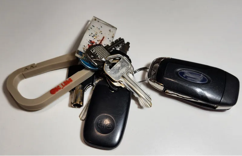 One Piece Carabiner (Keys, decor, NOT FOR CLIMB)