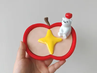 Apple and bear palette/jewelry tray