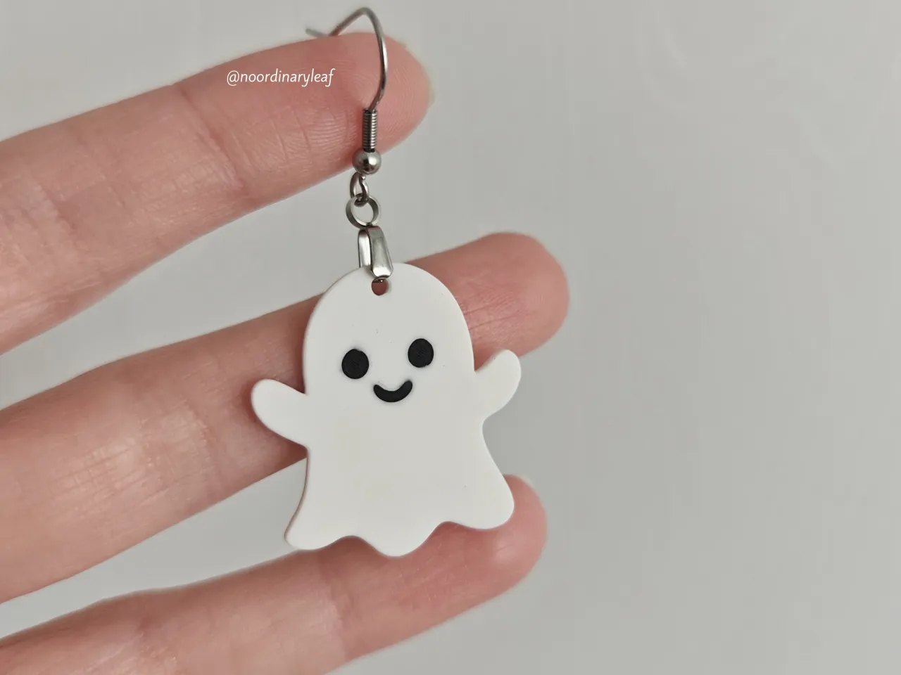 Halloween earrings - ghosts, cats and skulls view 4