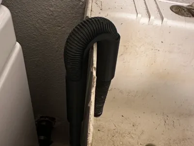 Washing Machine Drain Guide/Mount Tight Radius