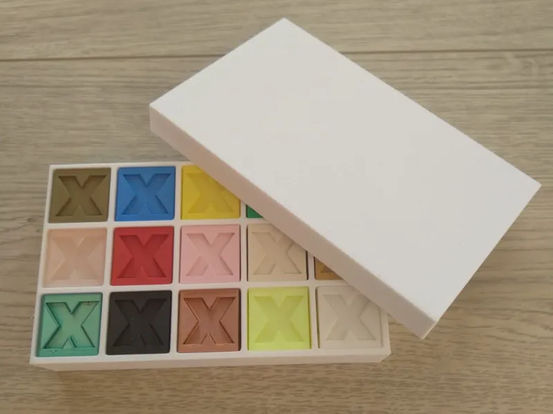Sample box