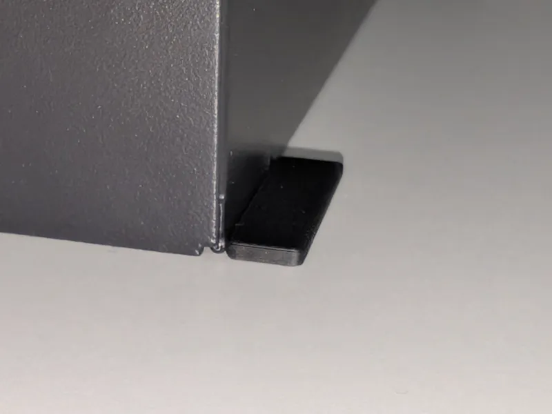 Parametric top hook / retaining edge / guard lip