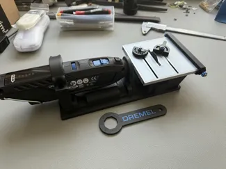 Dremel 8260 Desk Saw (base compact version)