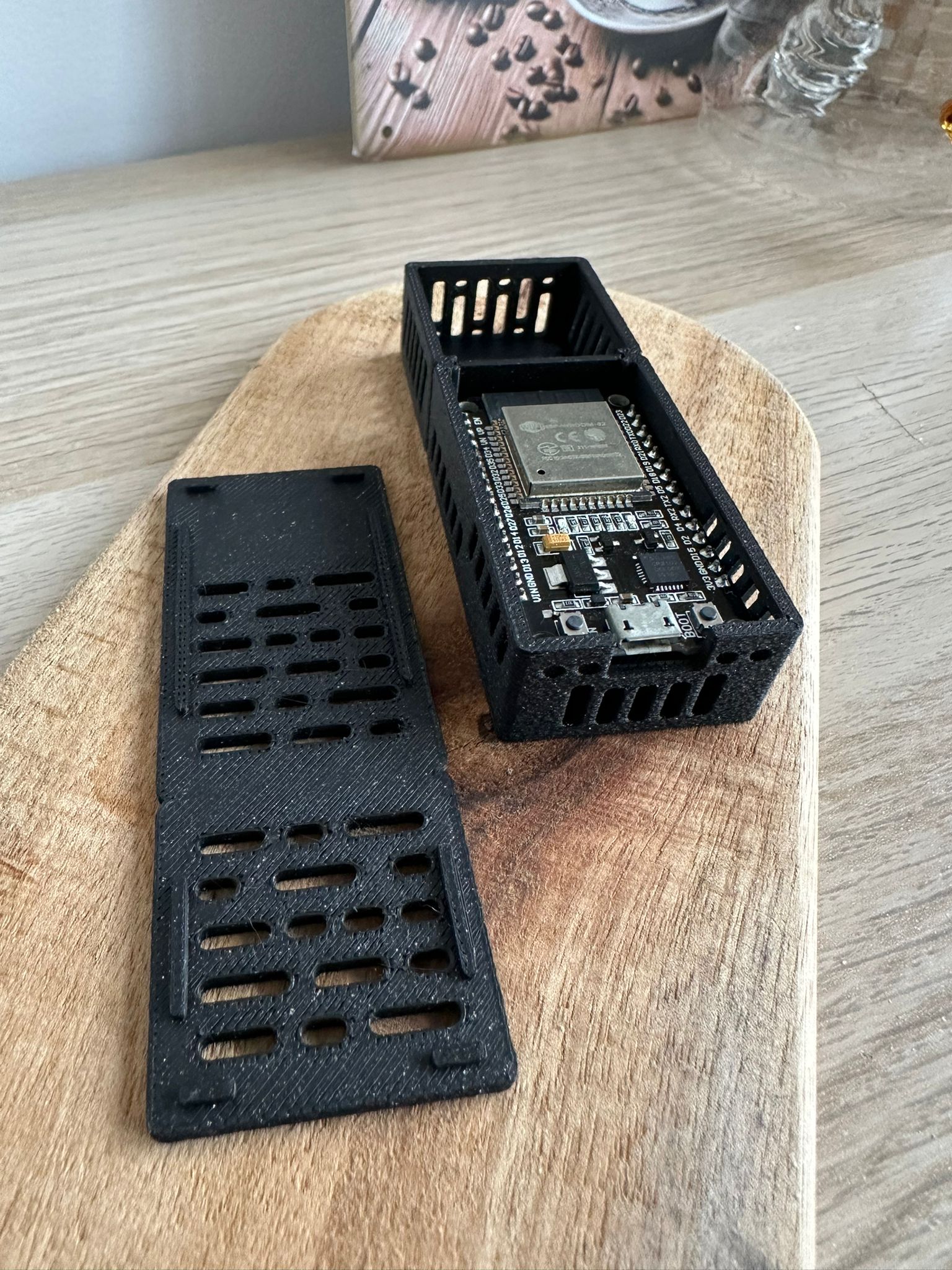 Miniatura 5 do modelo 3D ESP-WROOM-32(ESP32) Case 
